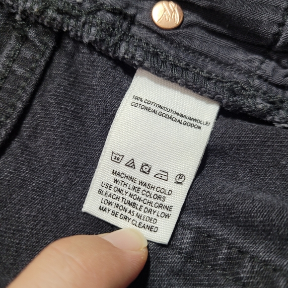 WE THE FREE zip up denim skirt sz 27 - Picture 6 of 7